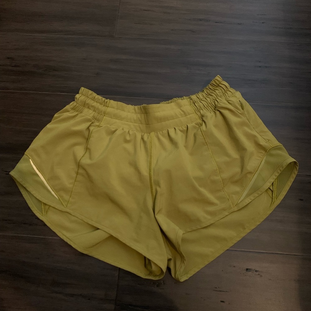 Lululemon shorts - Picture 6 of 6